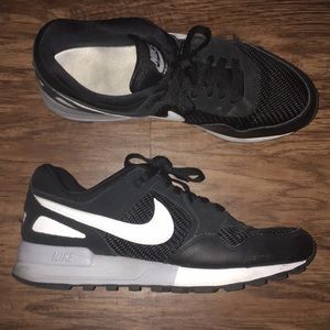 FIT BOGO-50 Sporty Nike Air